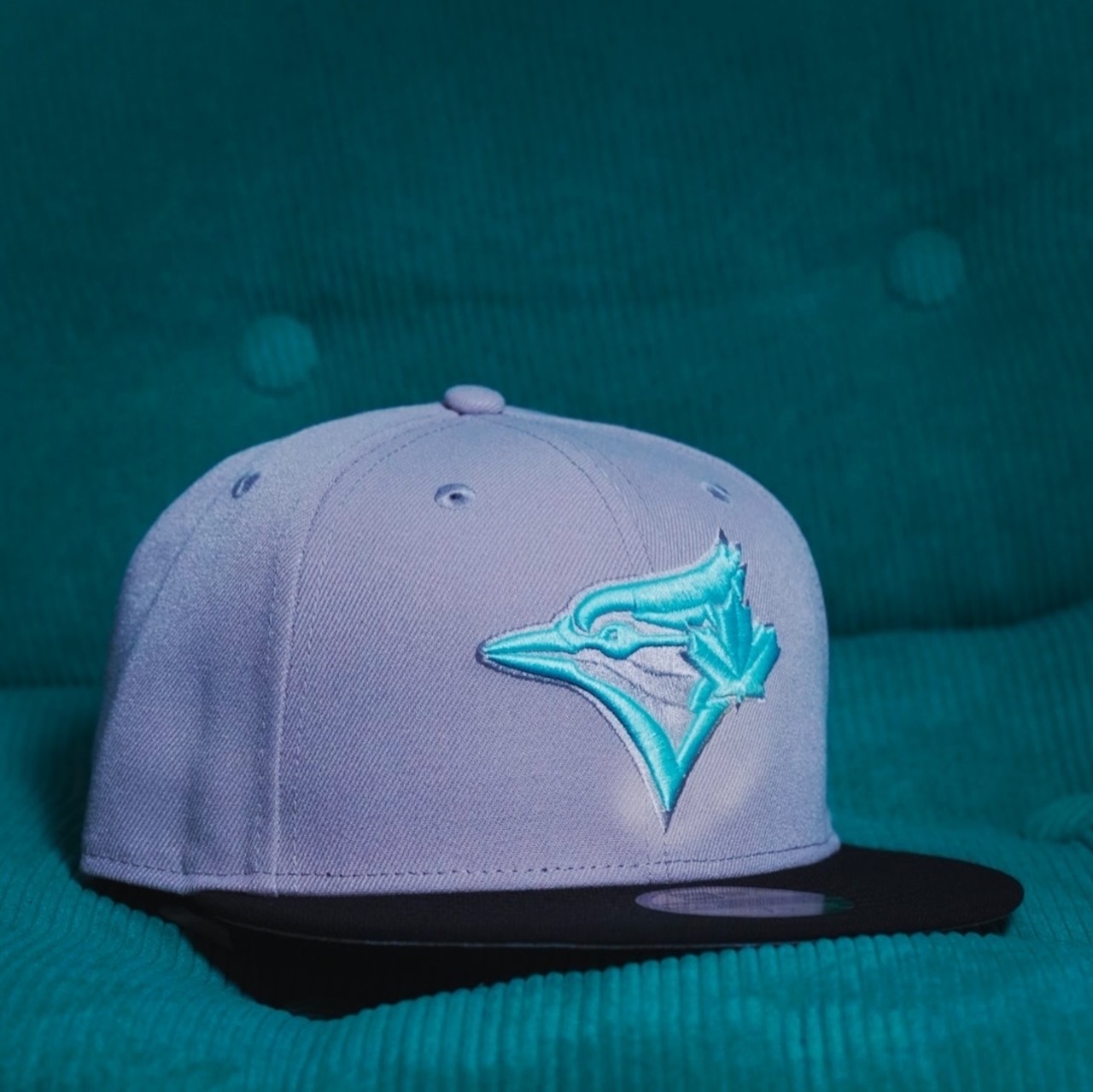 【gifthat別注】NEW ERA 59FIFTY/5950 TORJAY トロント・ブルージェイズ　GRAY BLACK SEAGLASS