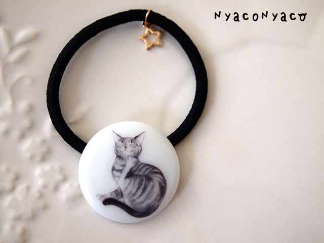 ☆チャリティー 猫のヘアゴム ※保護猫活動に寄付します | nyaconyaco