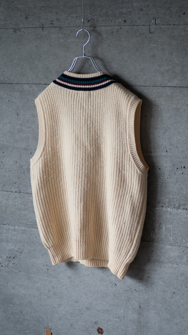 "IZOD" 1980s Cricket sweater vest