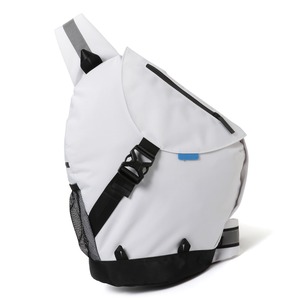 【HIPANDA ハイパンダ】バックパック MULTI-POCKET ONE SHOULDER BACKPACK  / WHITE・BLACK