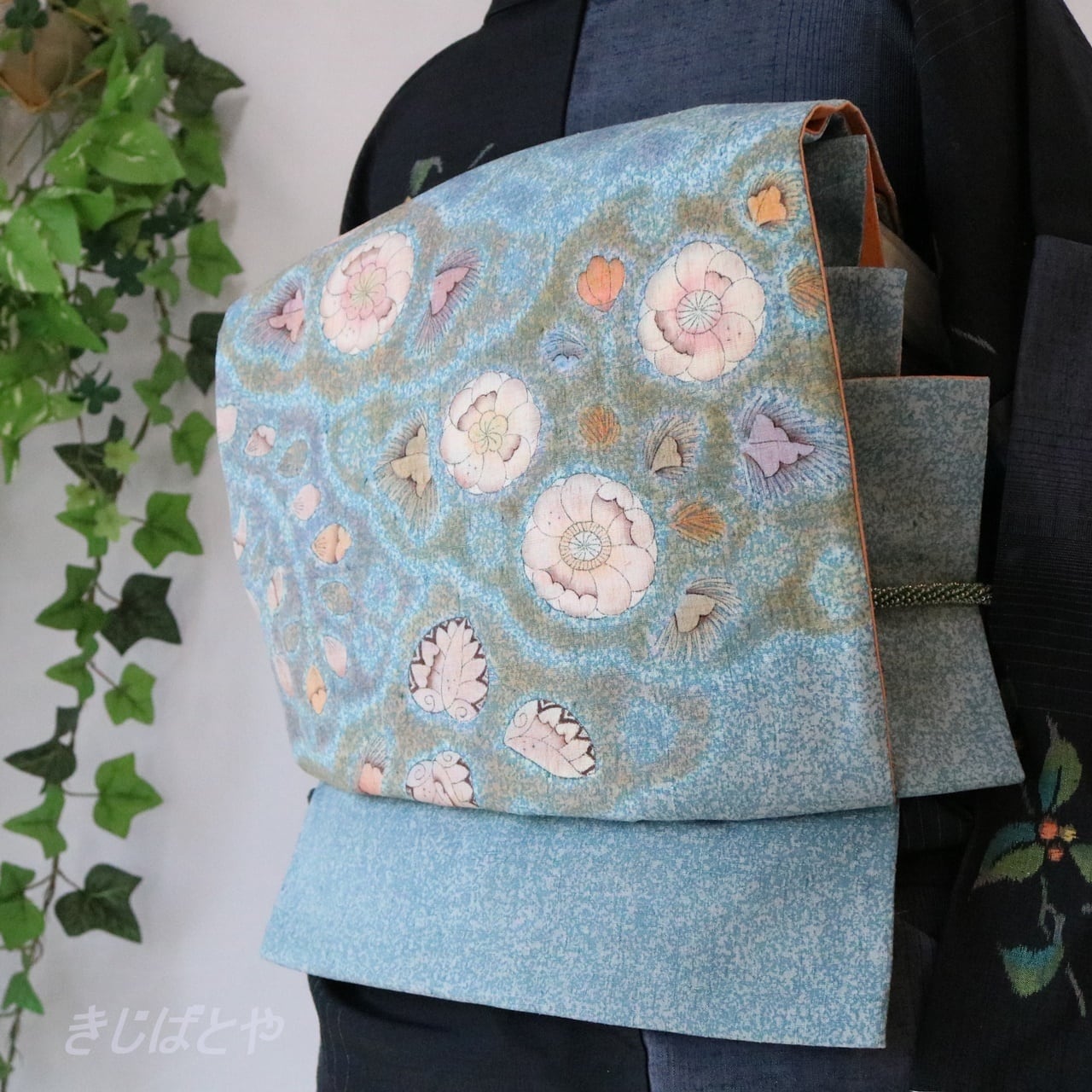 正絹紬 砧青磁に辻が花柄の袋帯 きじばとや