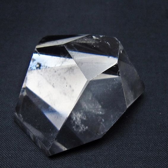 セレスタイト 原石 天青石 天上界 天使の石 ジオード ドーム 高品質