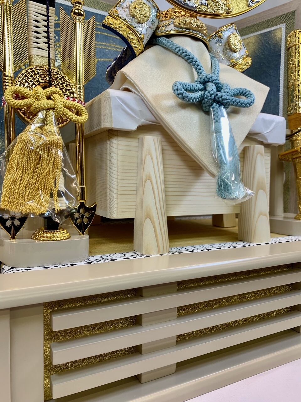 7号 伊達政宗公兜セット 櫃付 F701 屏風 飾台 弓太刀付 戦国武将 五月