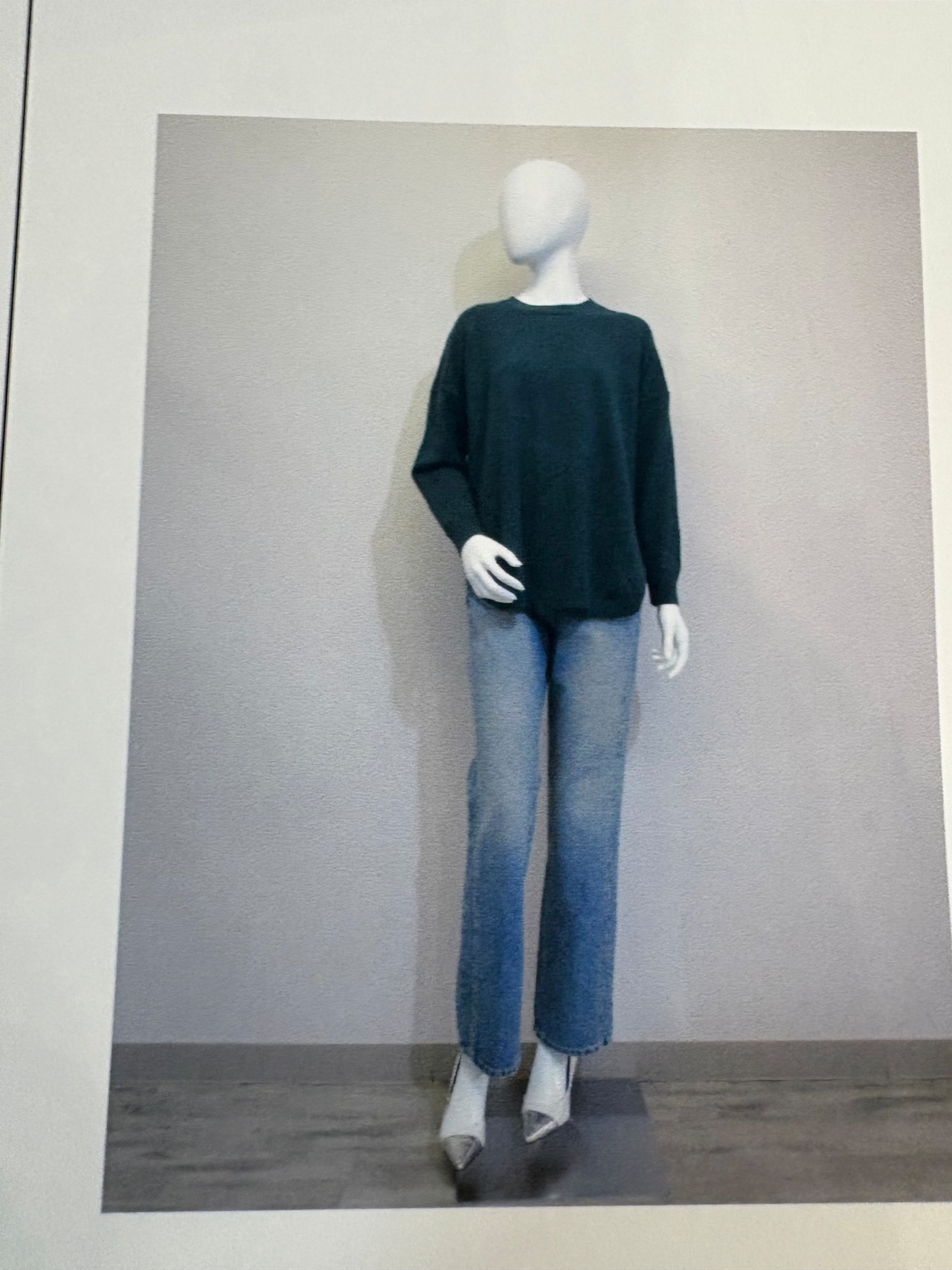 Praia 柔らか丸首ニット 25446