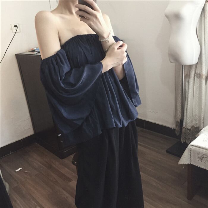 ストラップレス　オフショルシャツ　短め　紺　フリーサイズ