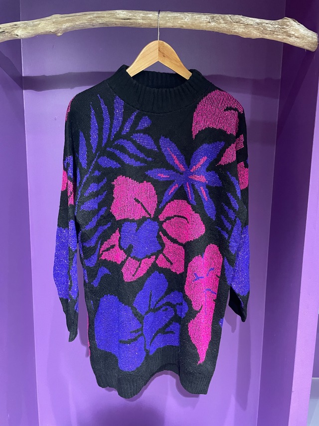 80s design sweater