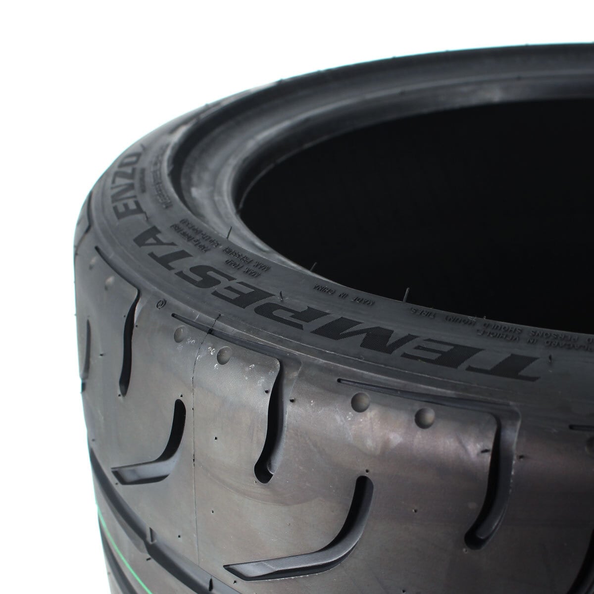 235/45R17 新品タイヤ TEMPESTA ENZO 4本 送料無料！