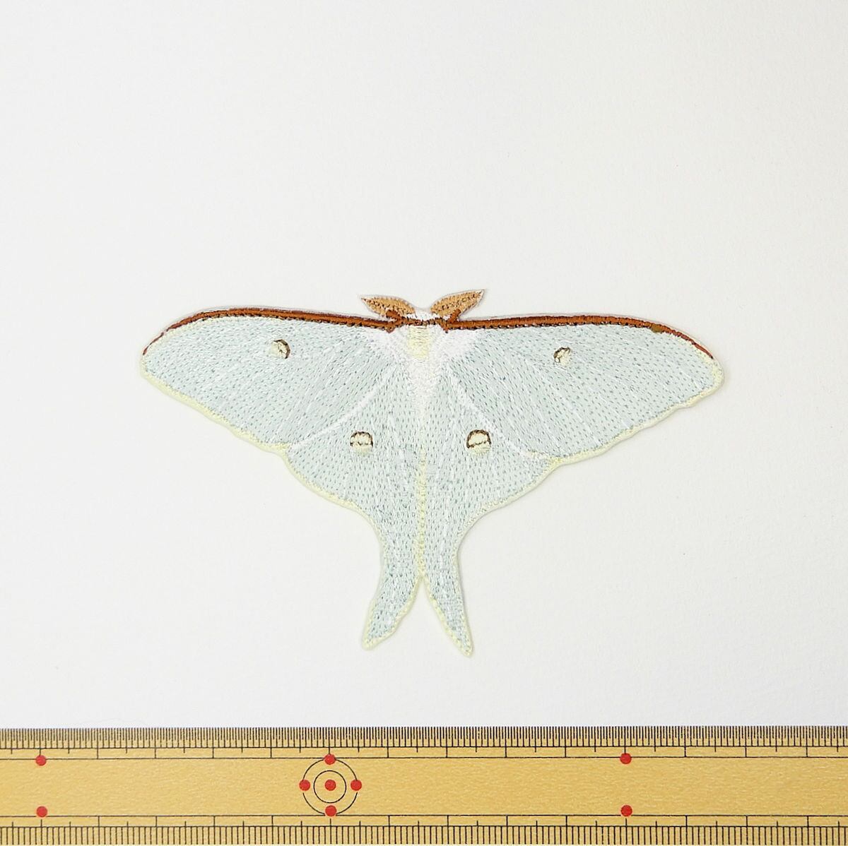 オナガミズアオ 昆虫ワッペン 蝶 蛾 Embroidery福工房 オナガミズアオ 昆虫ワッペン 蝶 蛾 Embroidery福工房