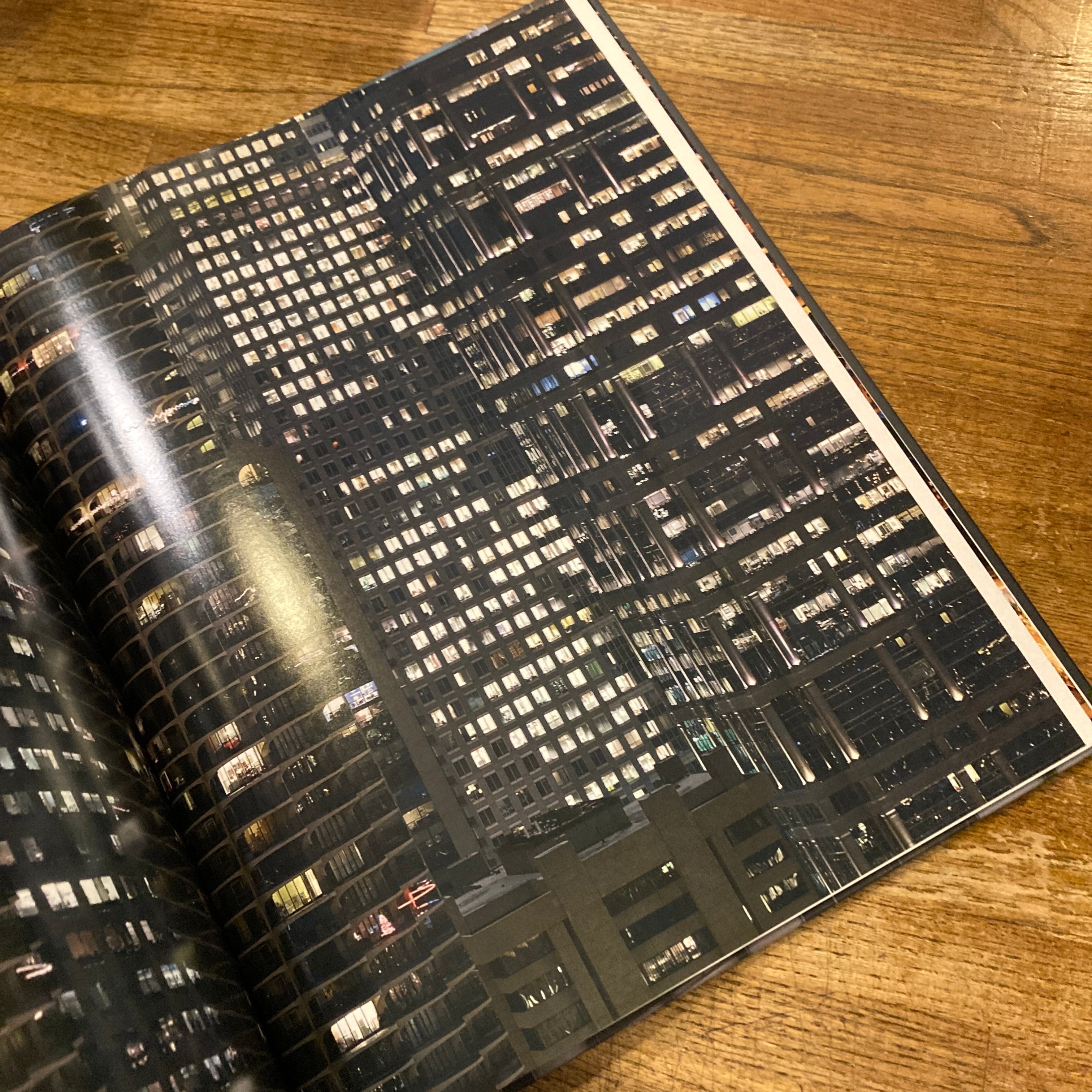 The Transparent City / Michael Wolf | 百年