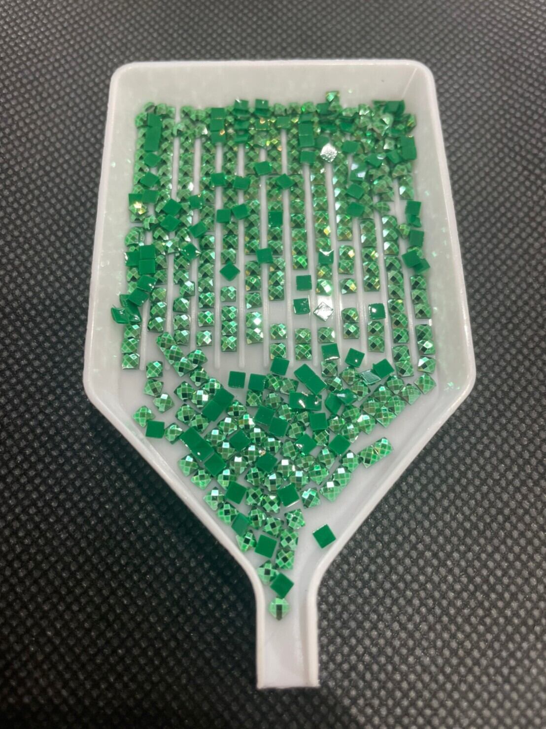 【700番】メタリックビーズ⭐︎四角(square)ビーズ 5g入り