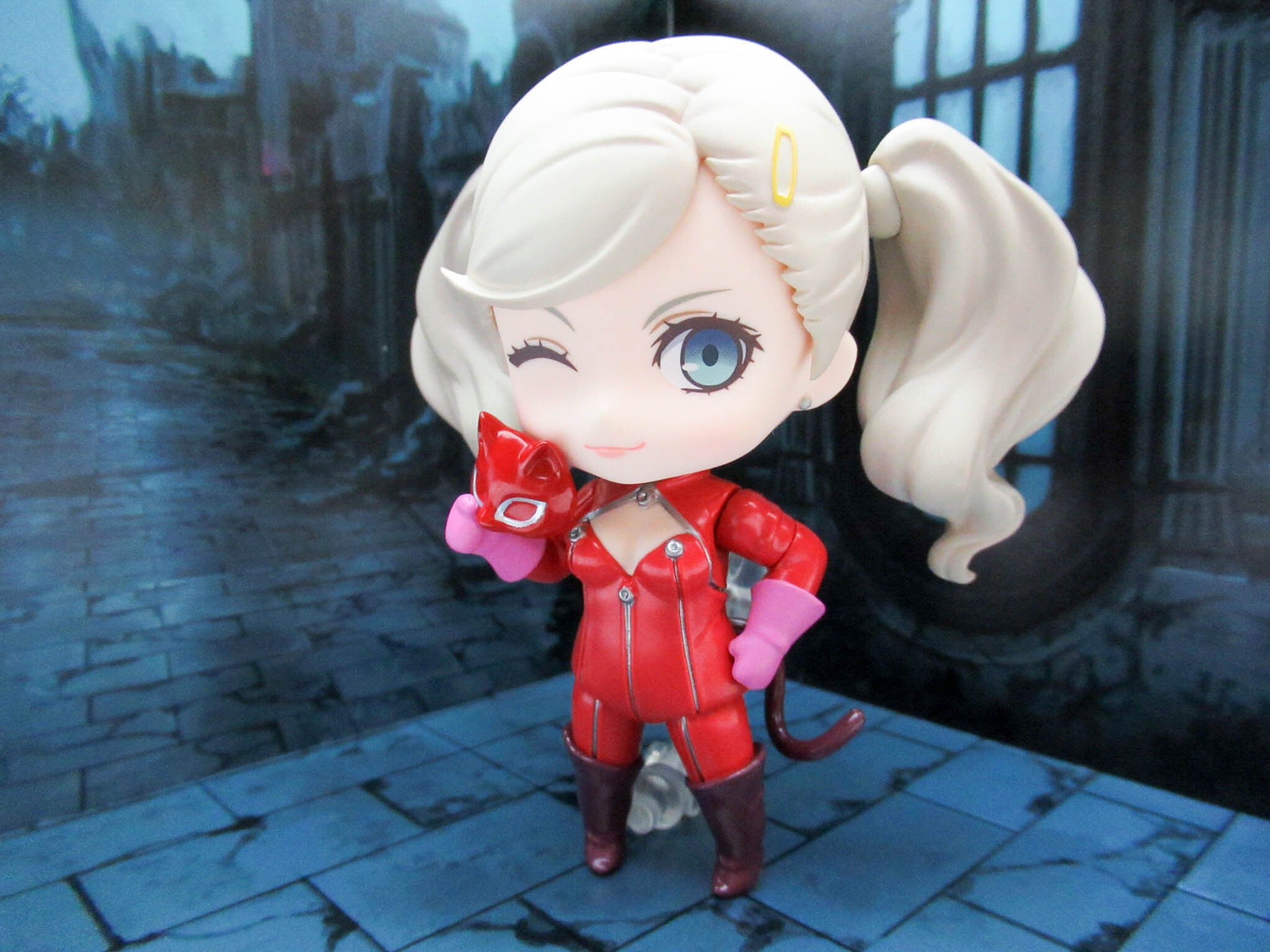 SALE】【1143】 高巻杏 怪盗服Ver. 顔パーツ ウインク顔 ねんどろいど