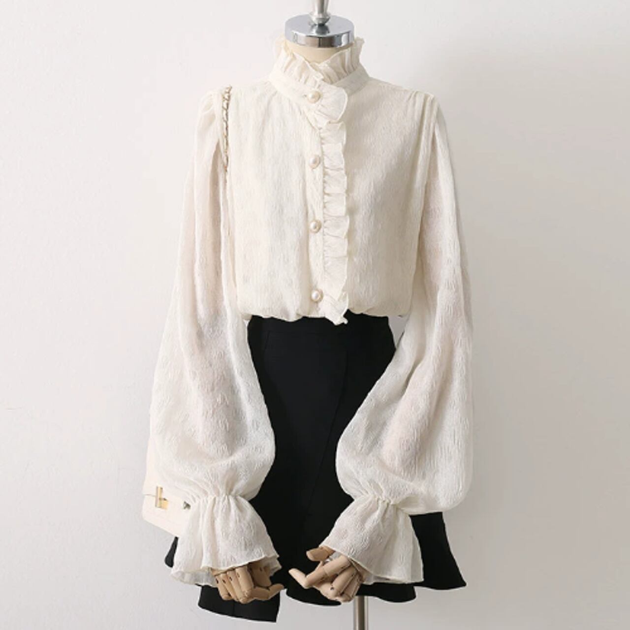 パフスリーフリルブラウスボタン A0245