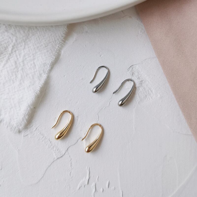 ドロップピアス