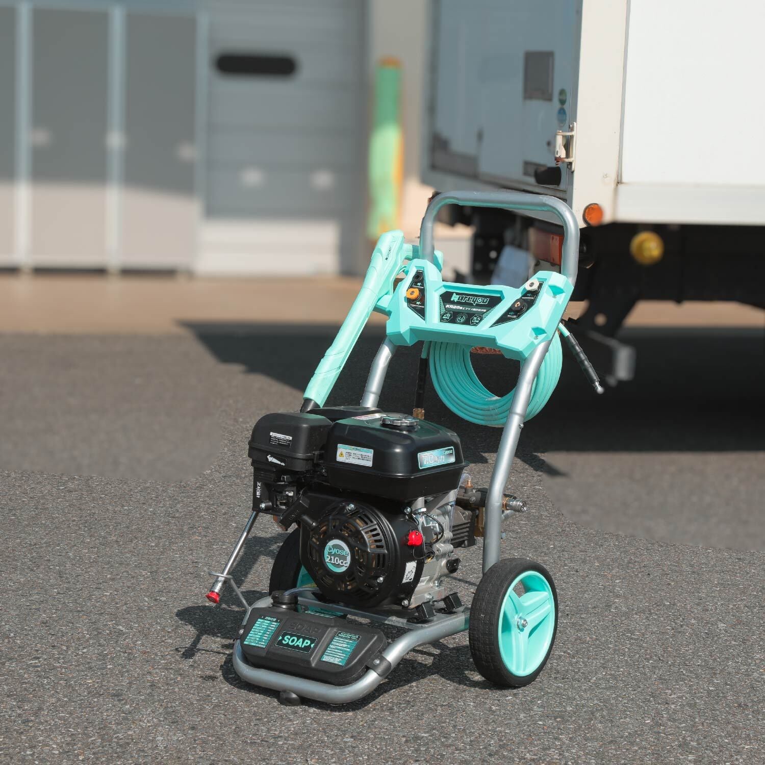 高圧洗浄機エンジン式 エンジ 付き高圧洗浄機 21Mpa 4つの噴射パターン