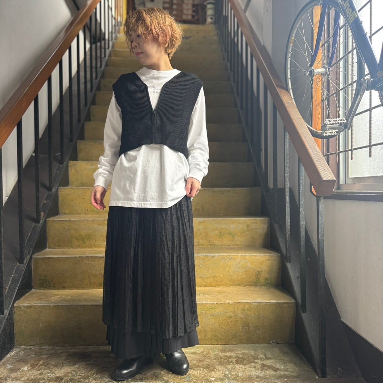 iki - オーガンジーフロッキードット アシメプリーツスカート | clever