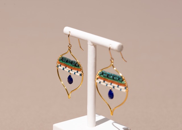 ピアス　-Signature Earrings (Marquise)　 ／ フェルメールブルー