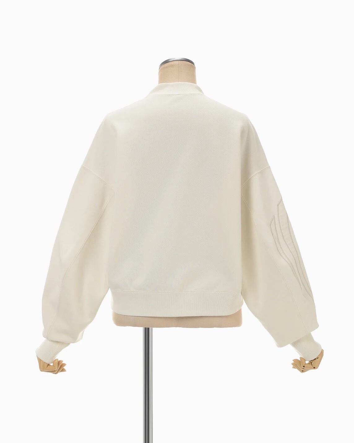 Mame Kurogouchi】Floral Embroidery Short Sweat Top