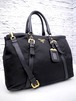 美品◆PRADA プラダ ナイロンxレザー切替 ハンド・ショルダー 2way クロスボディ トート バッグ 黒x金◆ 便利な2way仕様の定番人気モデル♪