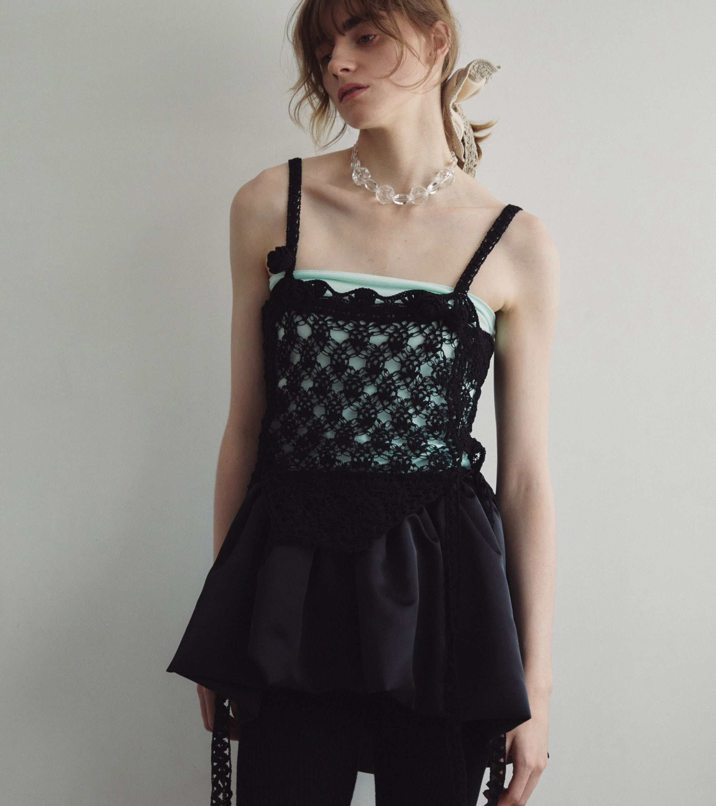 Solomon's knot crochet bustier / C/♯black