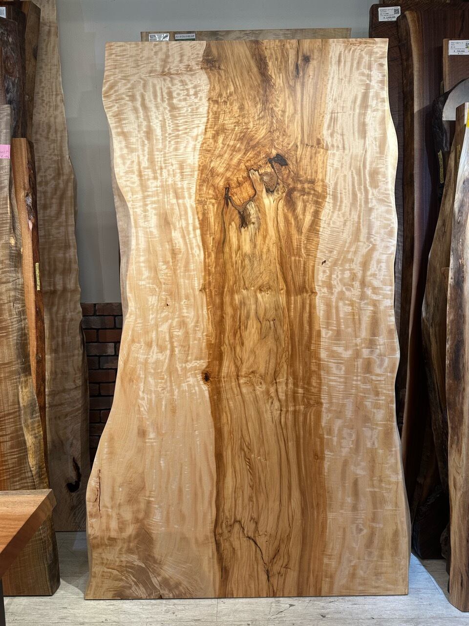 「セール品」栃　一枚板　ダイニングテーブル 40万→27万 セール品」栃 一枚板 ダイニングテーブル 40万→27万 セール品」栃 一