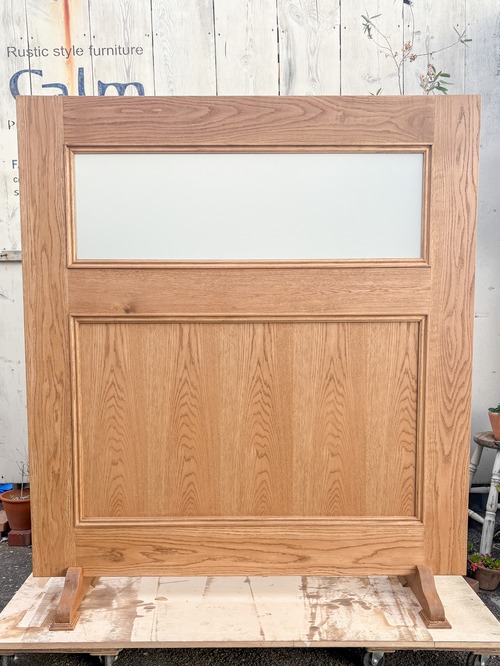 アンティーク調ウッドパーテーション　美容室・ネイルサロン向け　（ガラスパーテーション）W1500