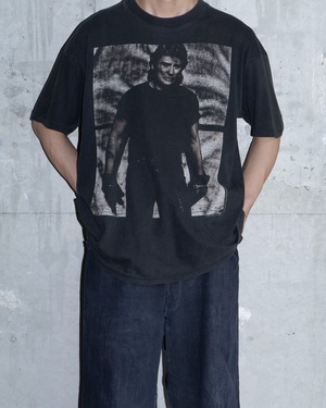 90s “Johnny Hallyday” printed T-shirt / photo by Anton Corbijn / faded black / double-sided print / From EUROP