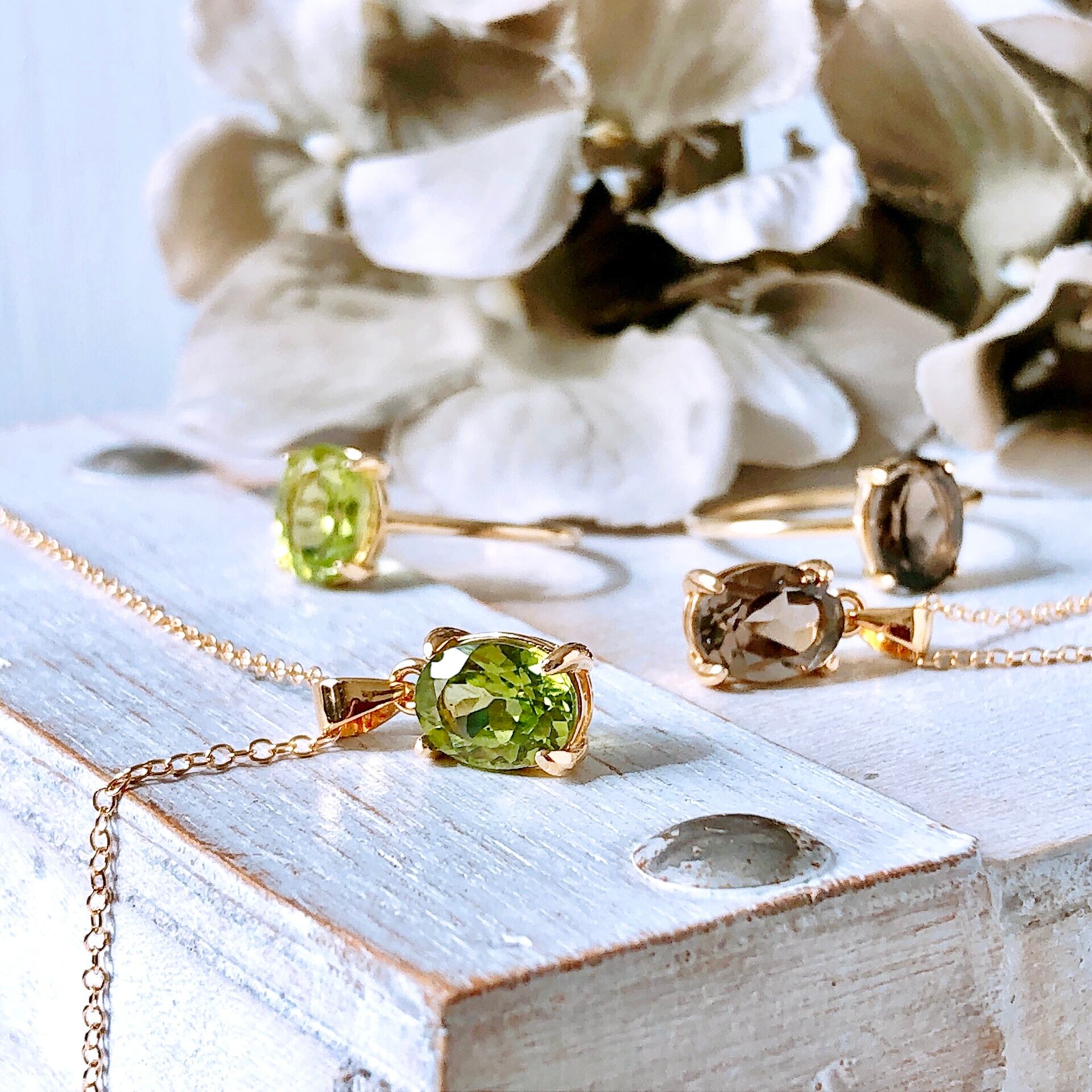 宝石質ペリドット14kgf製ネックレス 約40cm 8×6mm 8月誕生石 Peridot