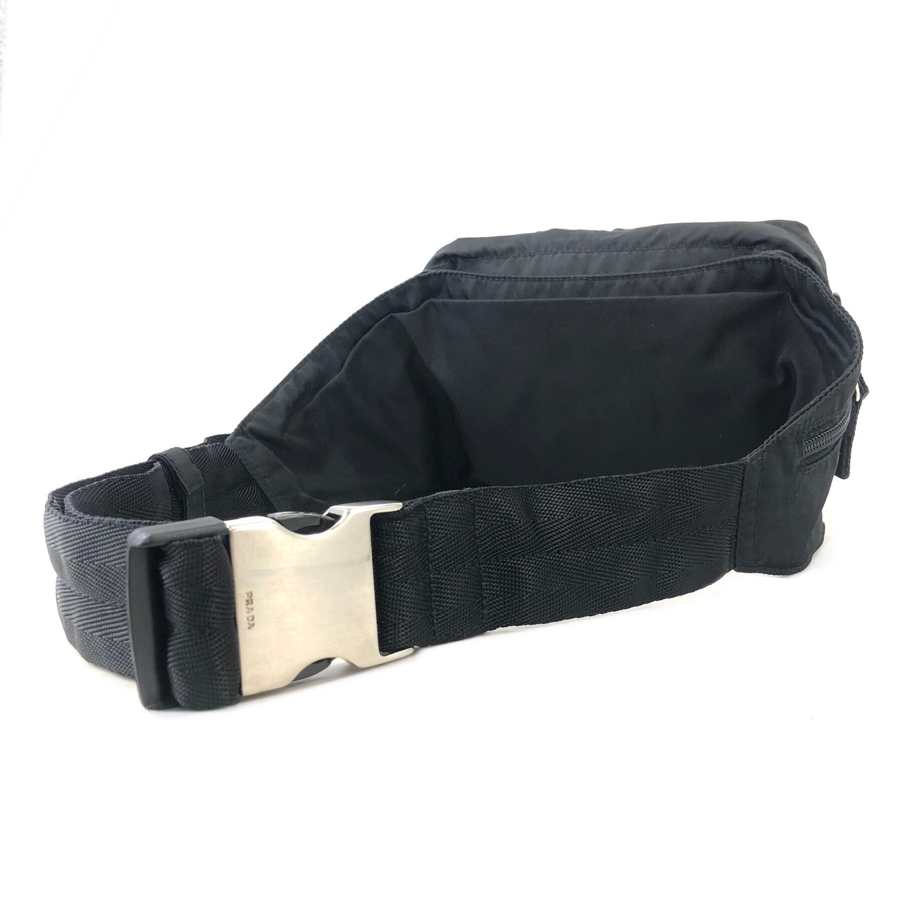 美品　プラダ　トライアングルロゴ　ナイロン　ウエストバッグ　サイドロゴ PRADA プラダ トライアングルロゴ ナイロン ウエストバッグ