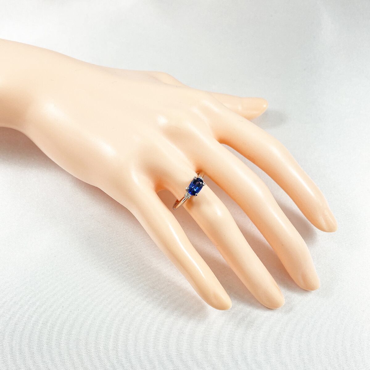 Pt900 天然サファイア 1.05ct 天然ダイヤモンド 0.05ct リング Pt900 天然サファイア 1.05ct 天然ダイヤモンド 0.05ct リング