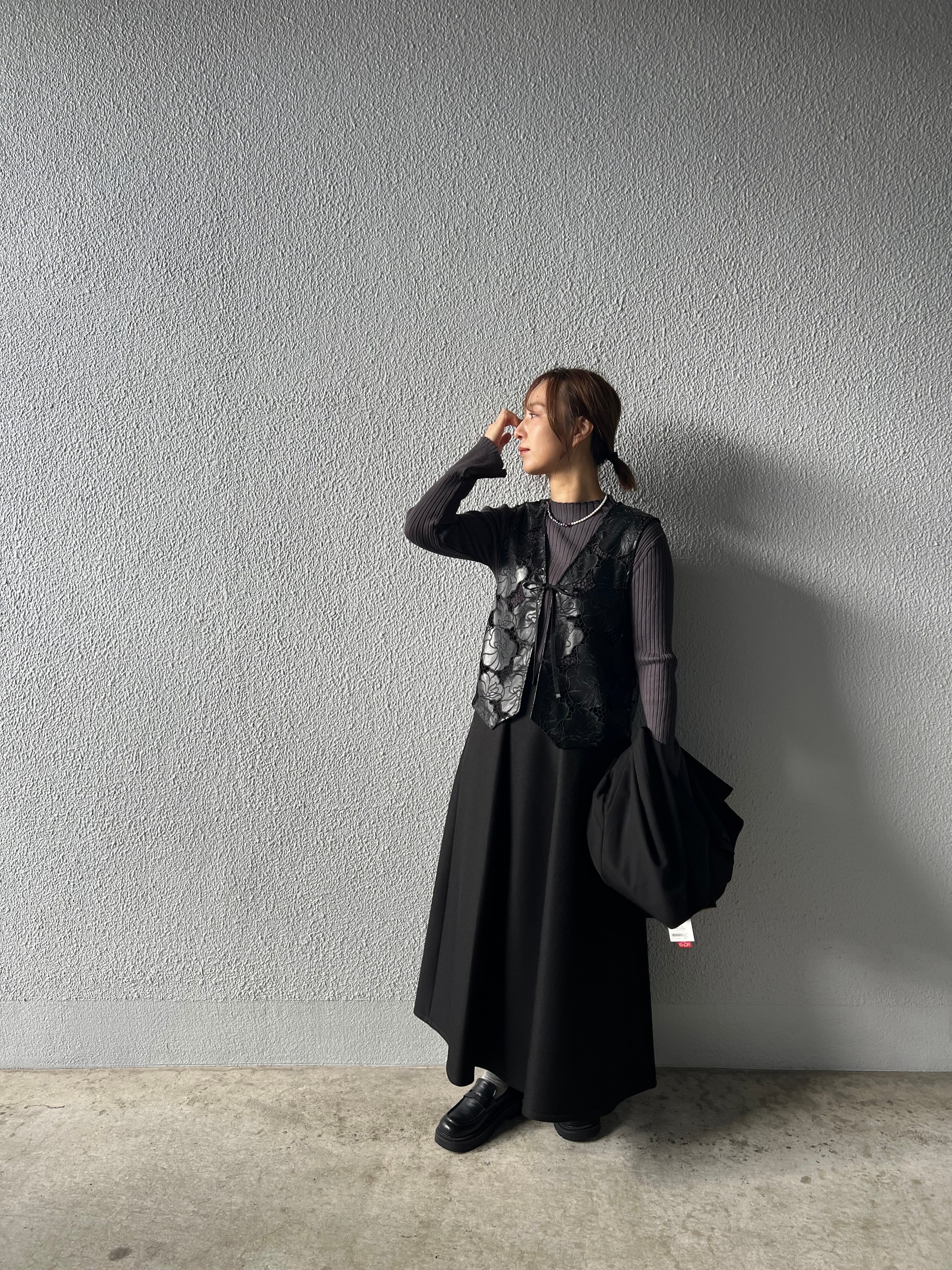 【SELECT】フェイクレザーレースジレ　21-0207