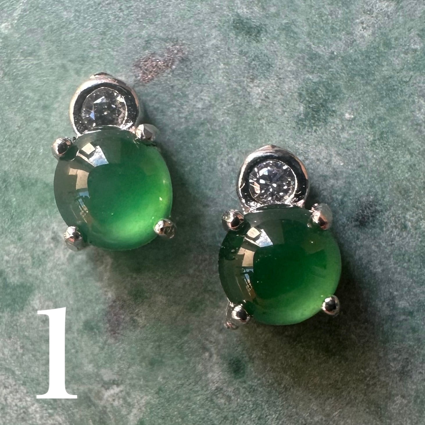 4mm Jade Pair | Victorian Box