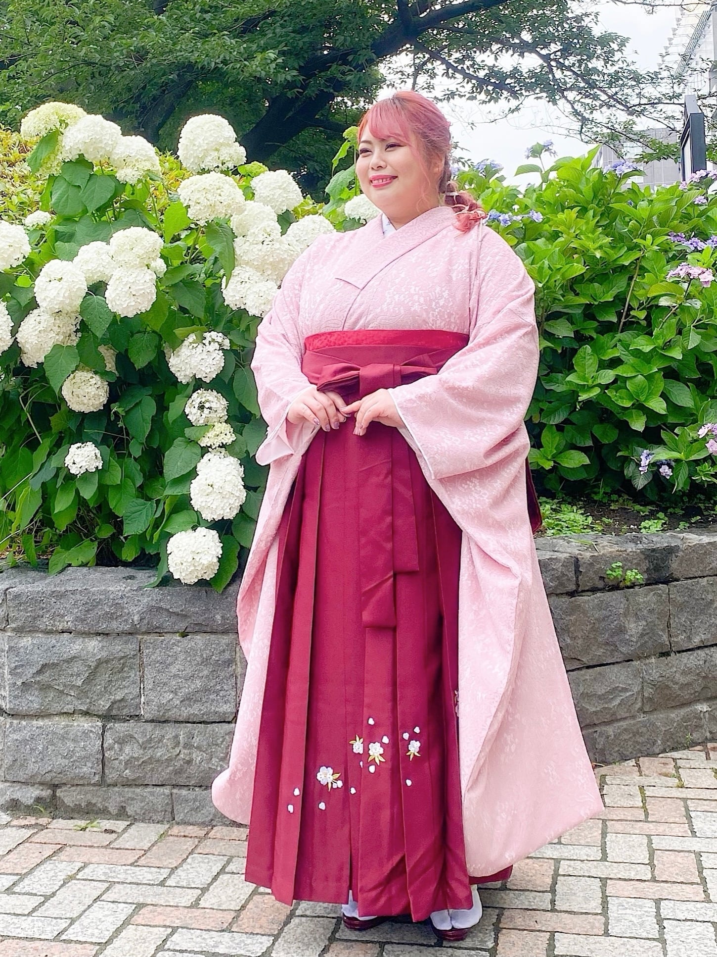 ≪3L-8Lサイズ対応≫ヒップ130センチ迄！卒業式の袴（赤色）※送料無料