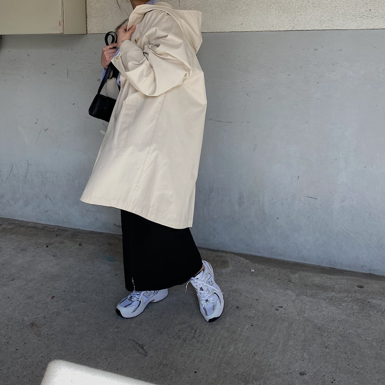 back tuck hood trench coat