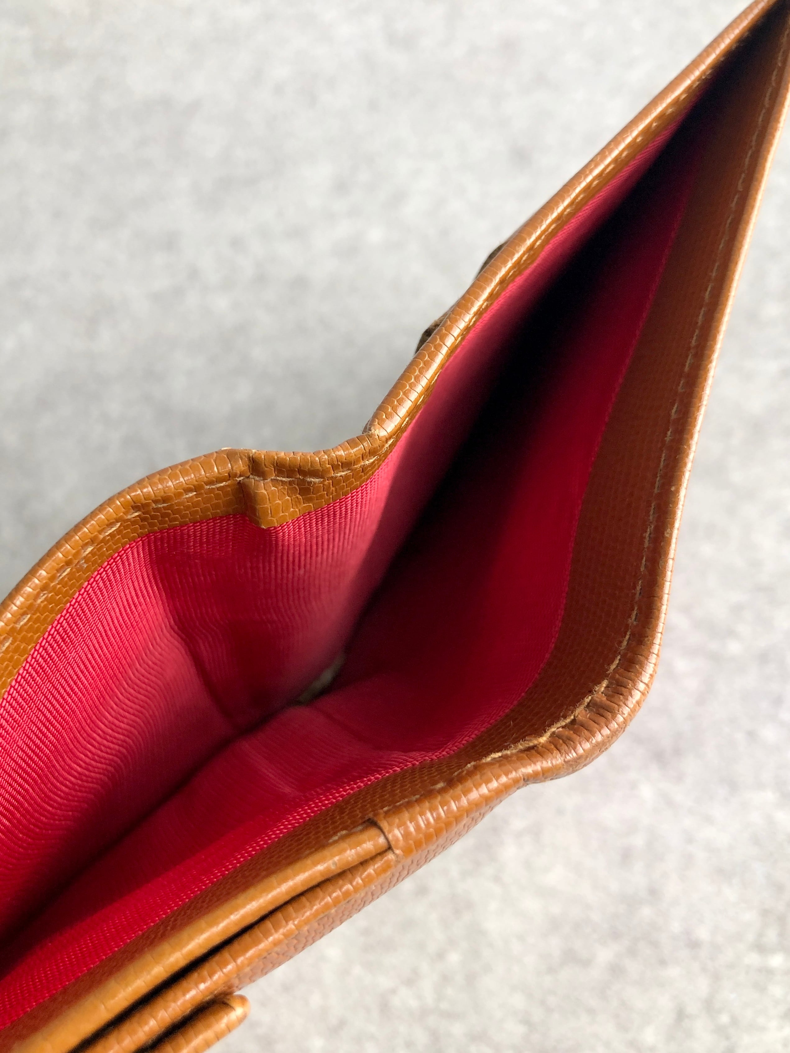 CELINE セリーヌ 財布 キャメル ロゴサークル レザー 二つ折り財布