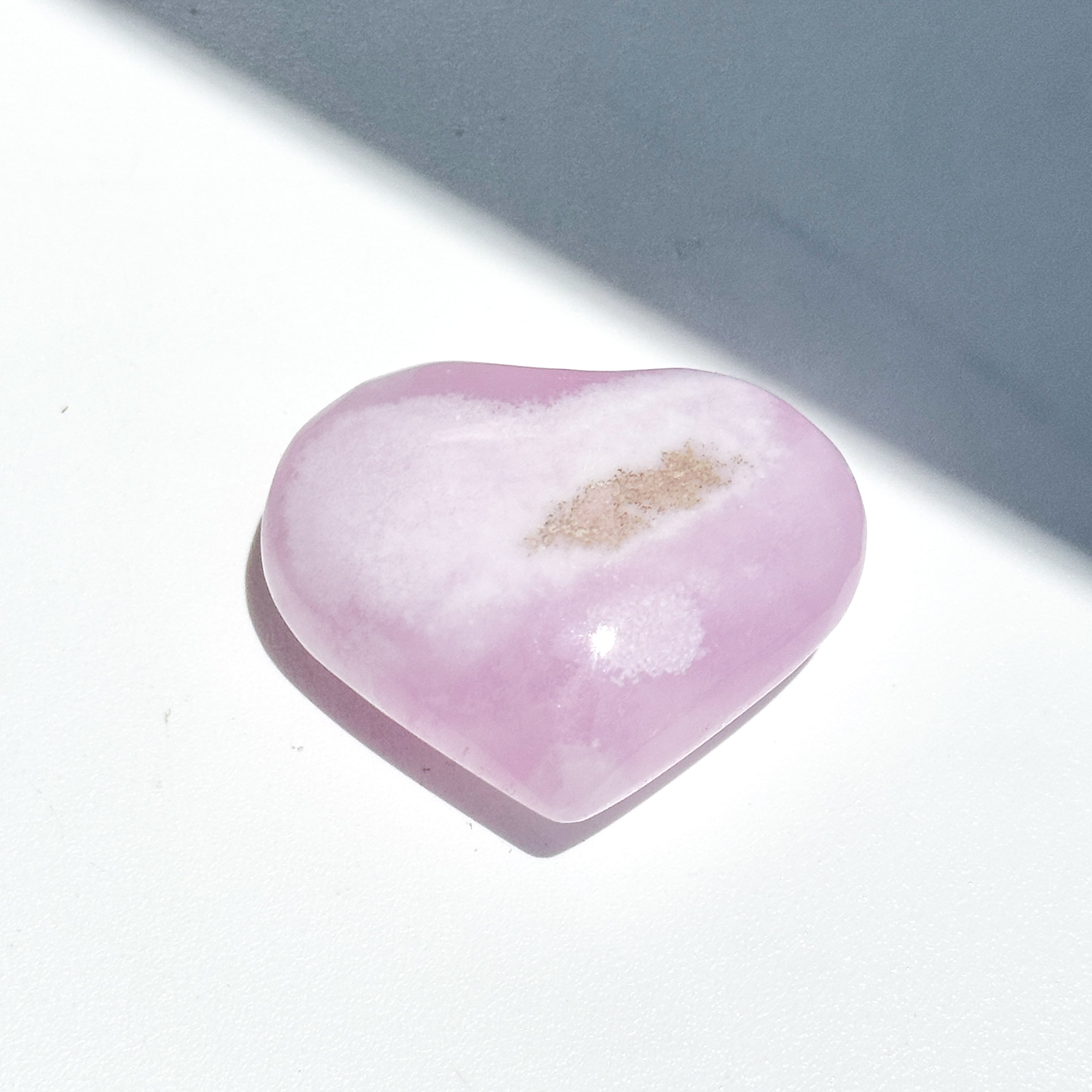 ピンクアラゴナイト ハート62◇ Pink Aragonite ◇天然石・鉱物