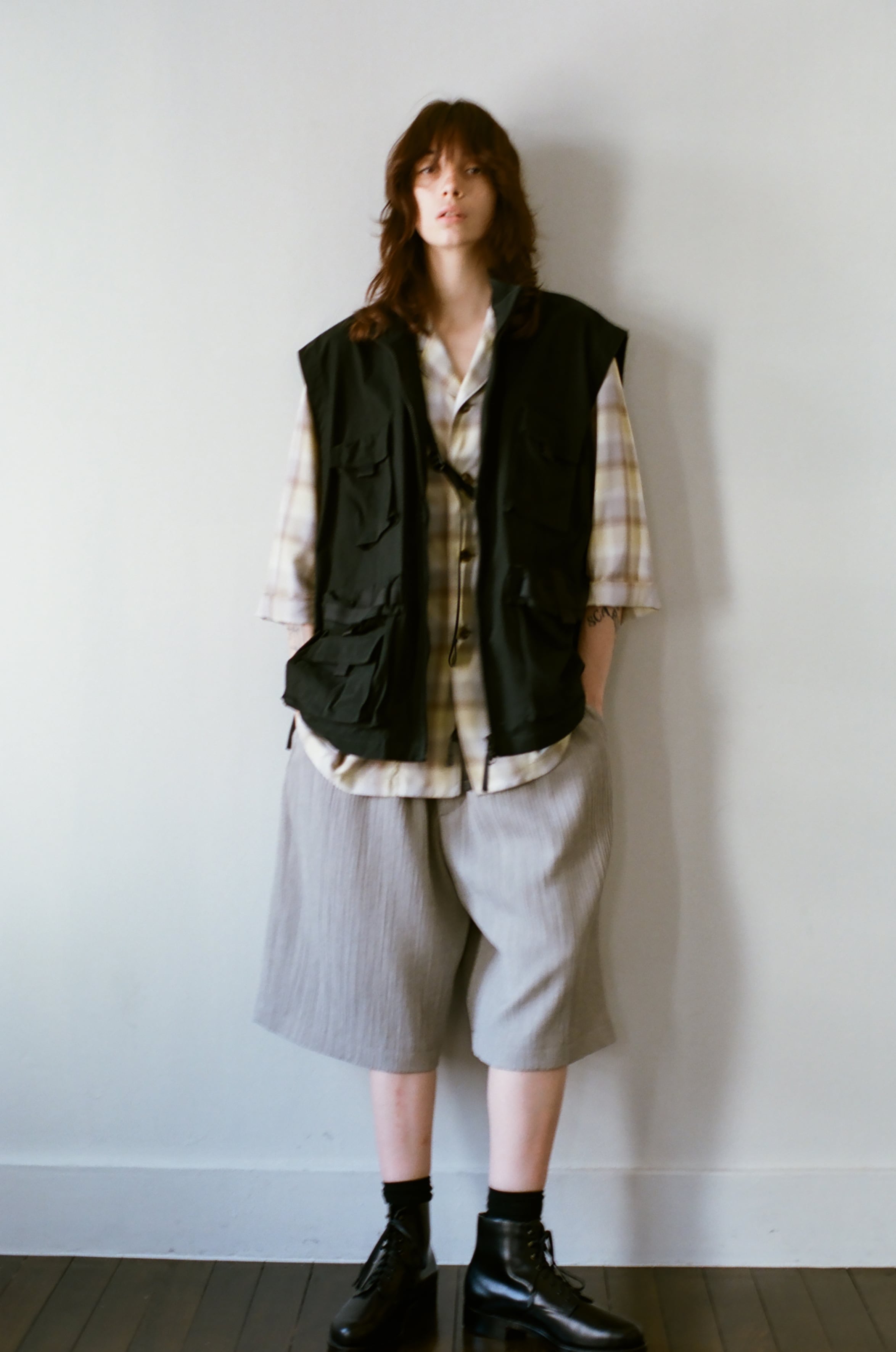 ESSAY / UTILITY VEST (BLACK) | THE MODERN AGE