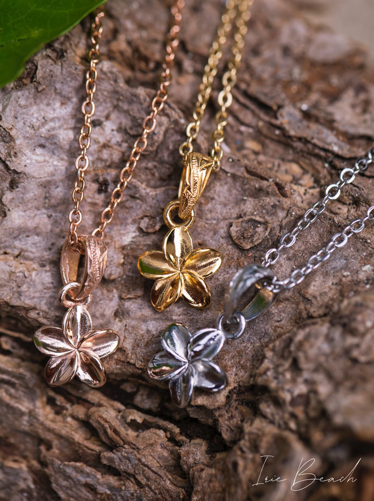 Plumeria necklace | IRIEBEACH
