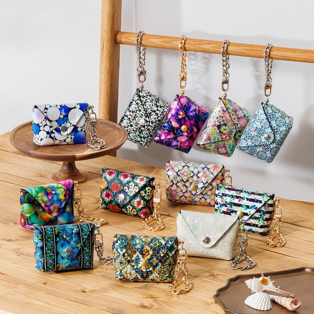 天然貝 螺鈿アート シェル ★ エンベロープポーチ キーチェーン付き マイクロバッグ ミニポーチ 天然貝 螺鈿アート シェル ★ エンベロープポーチ キーチェーン付き マイクロバッグ ミニポーチ