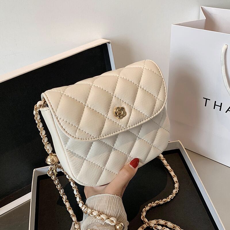 新しい小さなバッグ女性のバッグ2020夏の新しい潮Linggeチェーンクロスボディバッグネット赤野生の肩の小さな正方形のバッグ Tiancai_Wing_Bag0844105