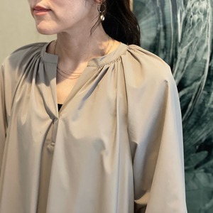 3連ショートネックレス