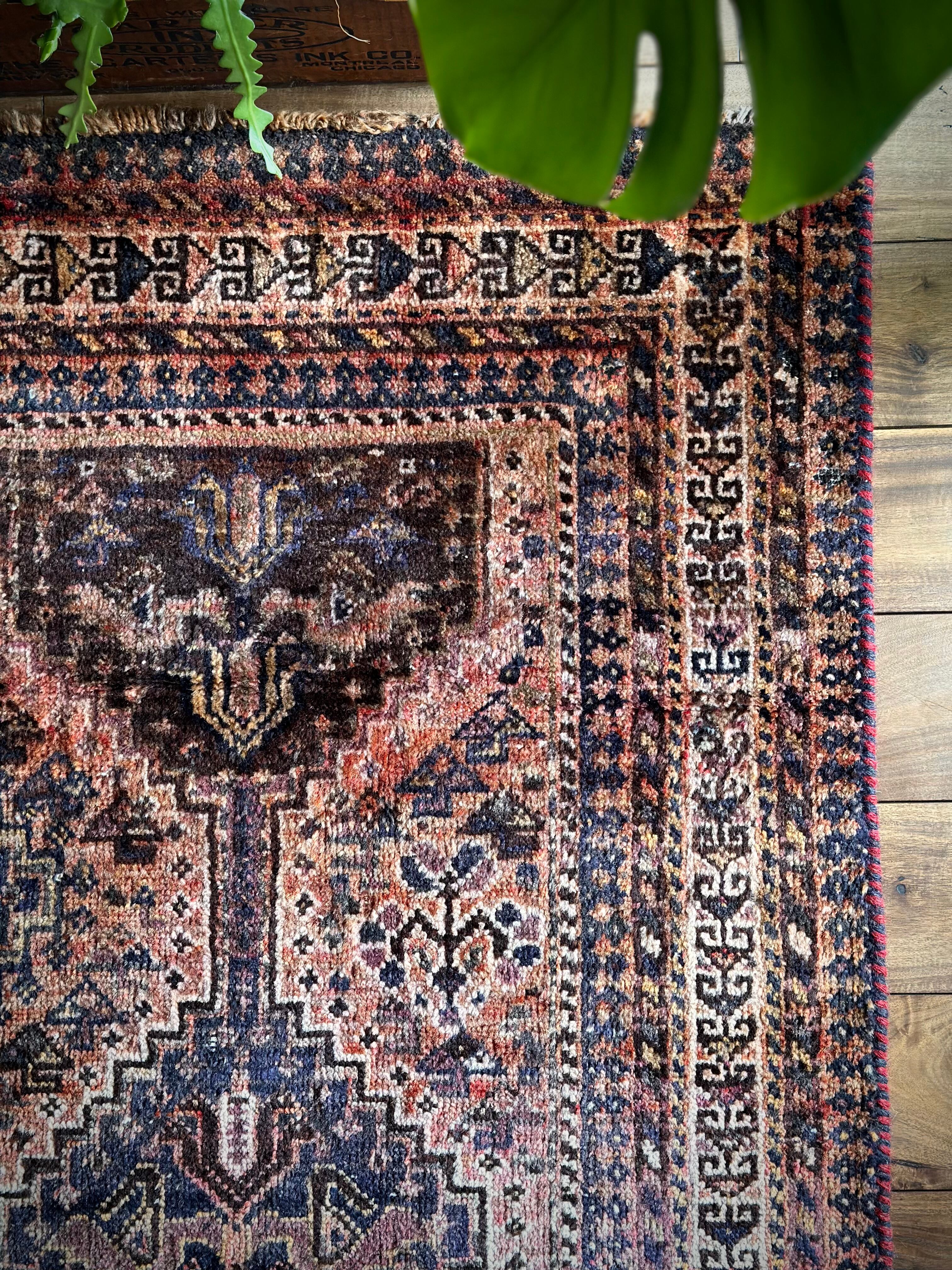No.895-Vintage Qashqai Tribal rug | PAY ID