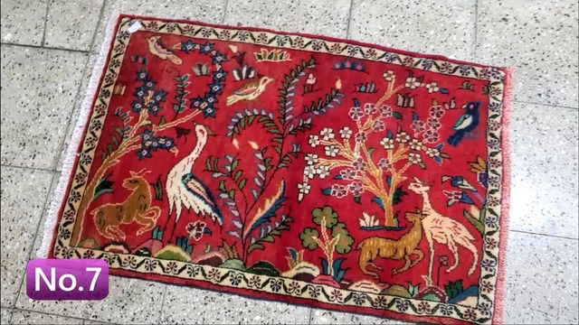 絨毯クエスト53【No.7】※現在、こちらの商品はイランに置いてあります。ご希望の方は先ずは在庫のご確認をお願いします。