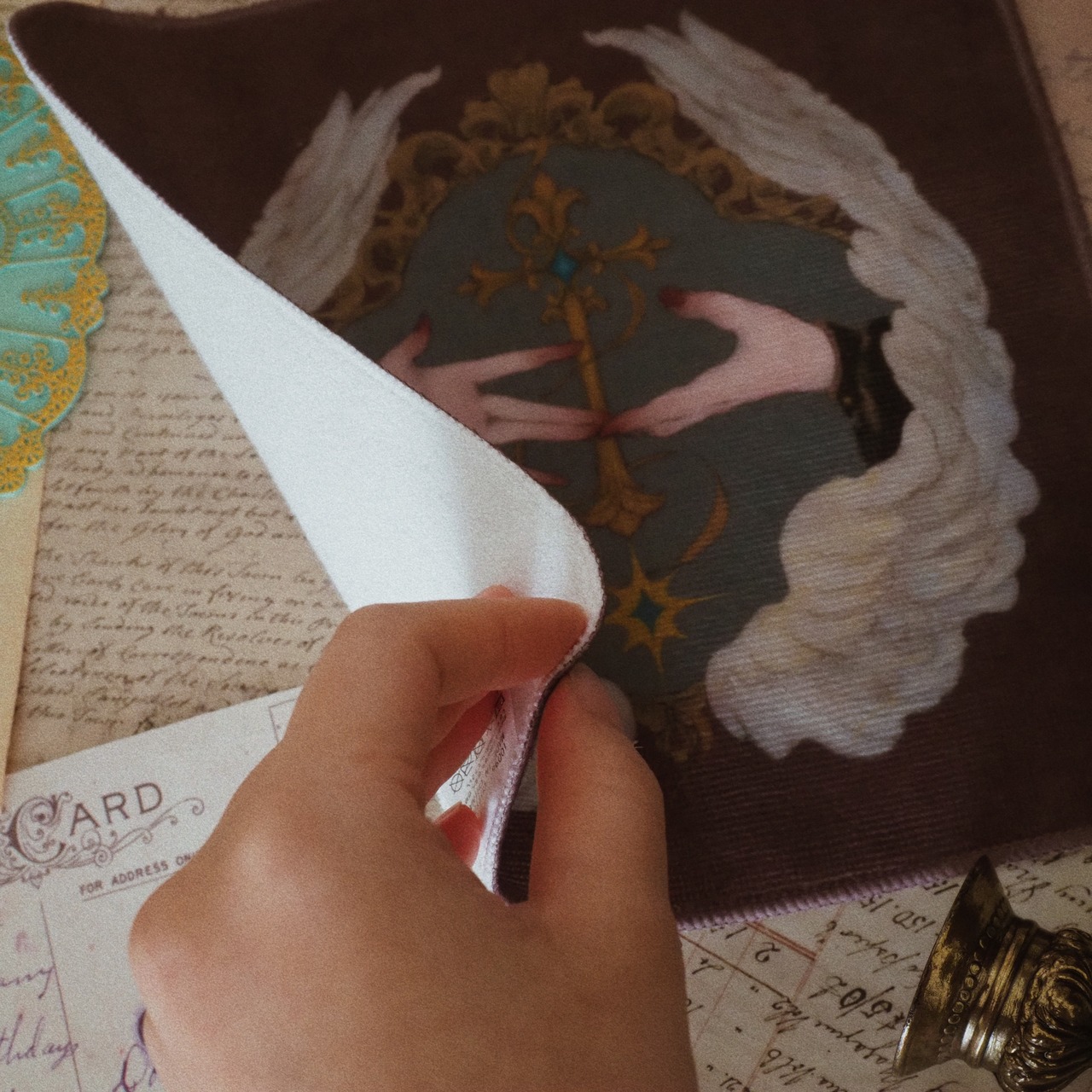 翼をなくした天使のハンカチ