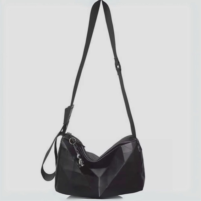 Square cut cloth body bag C0081