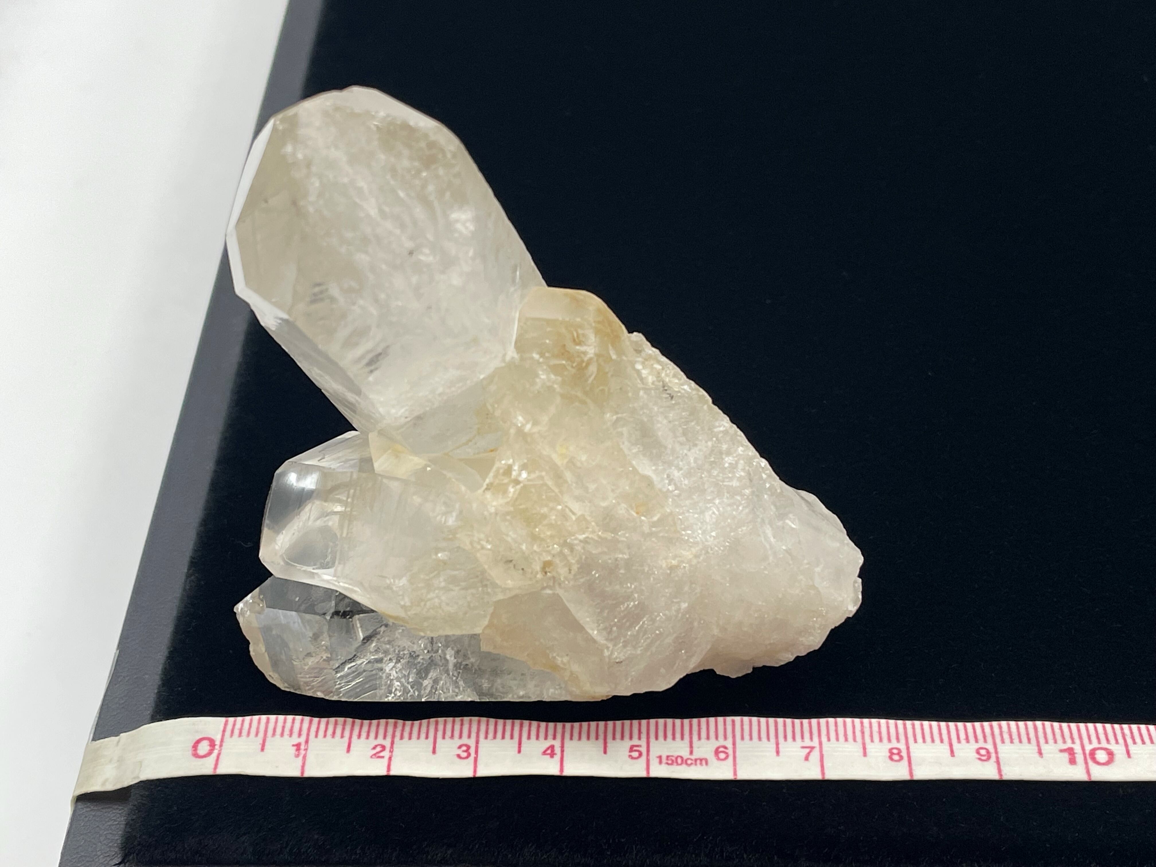 原石クラスター（岐阜県本水晶） 原石クラスター（岐阜県本水晶） | DantaliaN