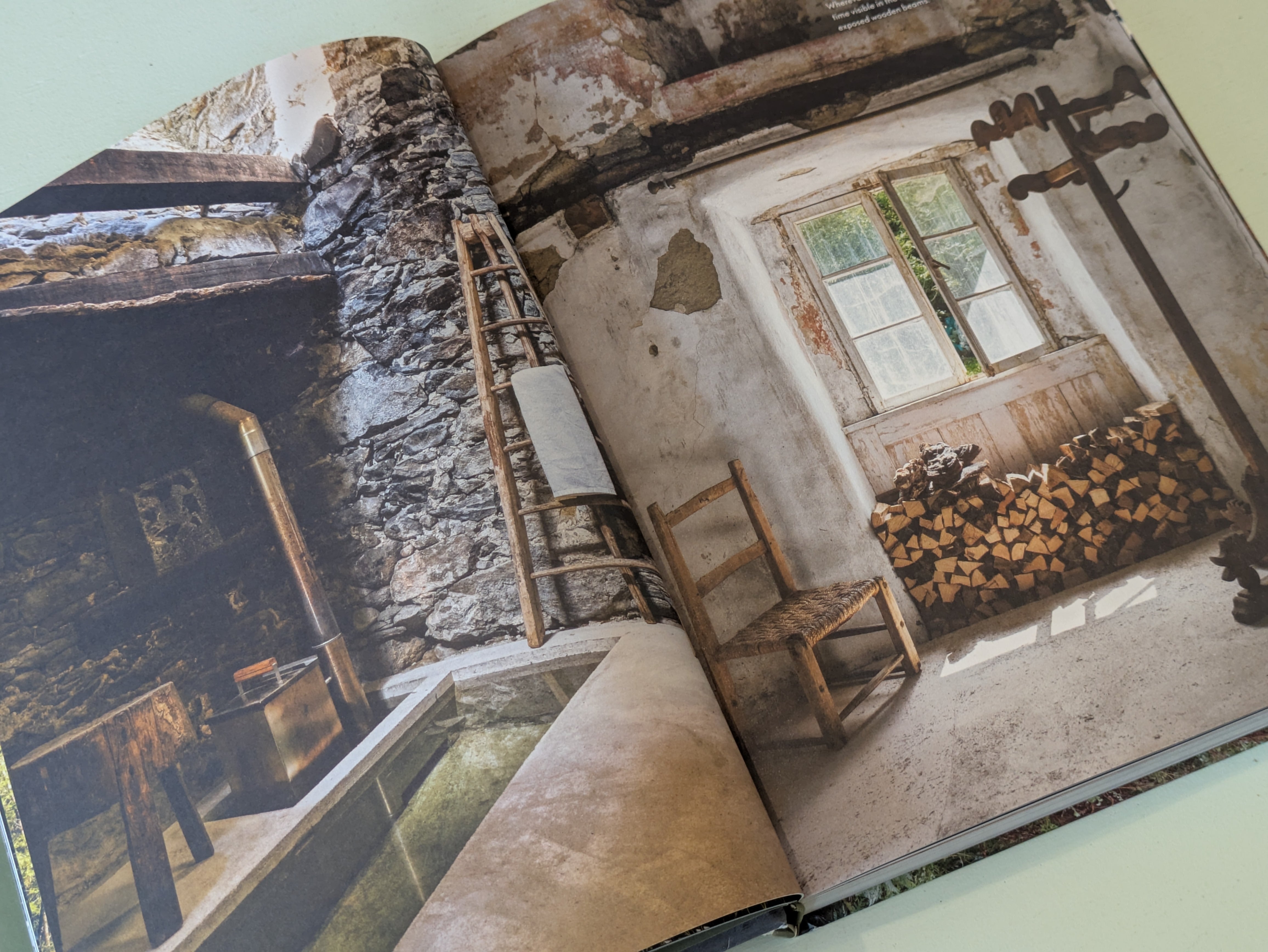 Mountain House : Studies in Elevated Design / マウンテンハウス 山