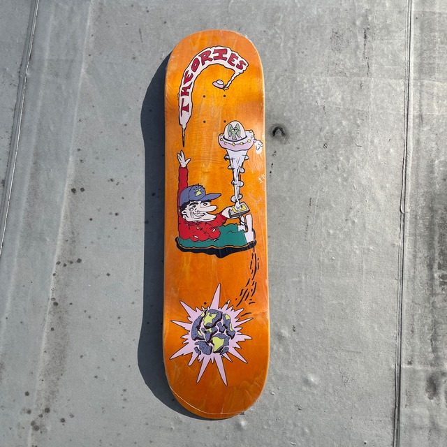 Theories / Picasso Invasion / deck / 8 x 31.875 inch ( 20.32 x 80.96 cm)