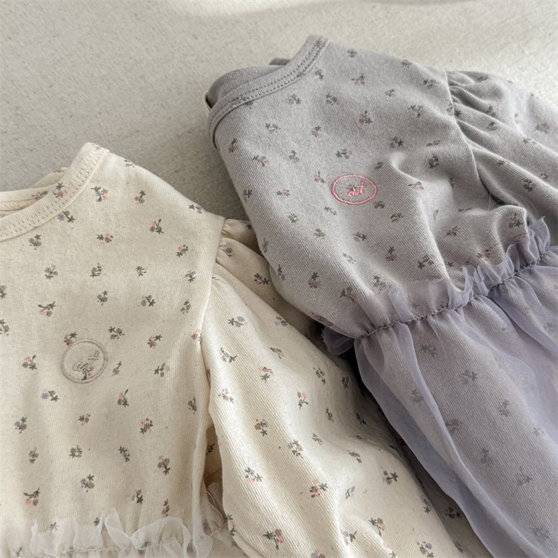 レース切り替えしフラワートップス