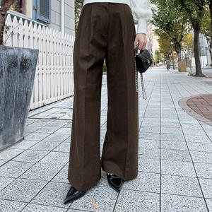 Wool tuck pants / khaki (12月中旬頃発送予定)
