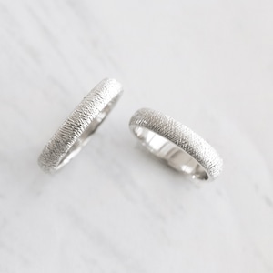 【結婚指輪】スジ彫り平甲丸_pt900